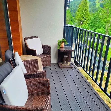 Spokoloko Mysliwski Apartment *